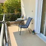 Alex * קלמאטה